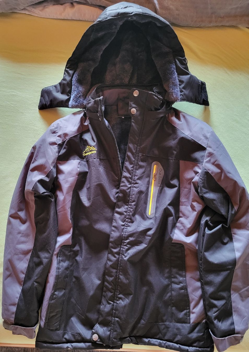 Giacche: winterjacke – Nuovo (secondo la descrizione) da Lupsingen venduto da cecca62