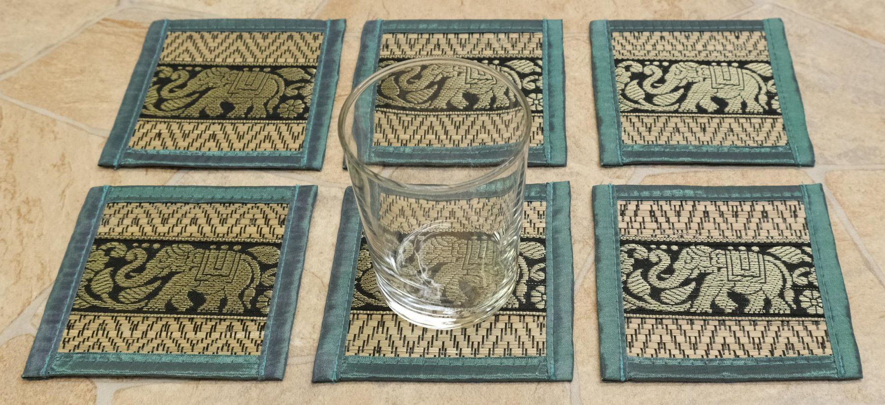 Sottobicchieri: Glas Untersetzer Set mit Elefanten – Nuovo (secondo la descrizione) da Zürich venduto da Masala-Oase