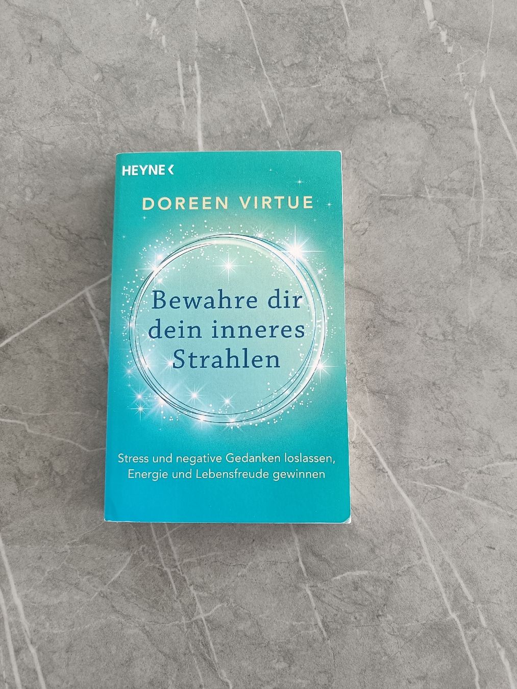 Libri: DOREEN VIRTUE, BEWAHRE DIR DEIN INNERES STRAHLEN – Usato da Emmen venduto da kat_q67m