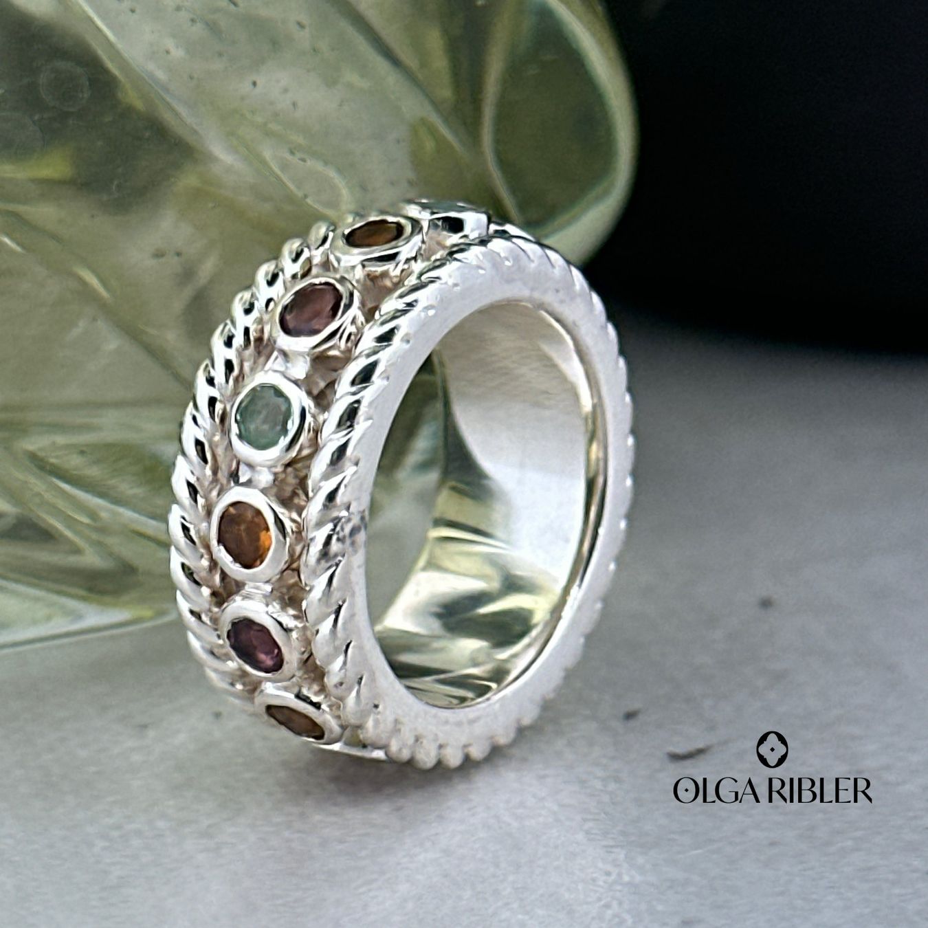 Olga Ribler Anelli: Moving Ring mit Multiturmalinen Grösse 52 – Nuovo (secondo la descrizione) da Luzern venduto da Schmuckoutlet 1
