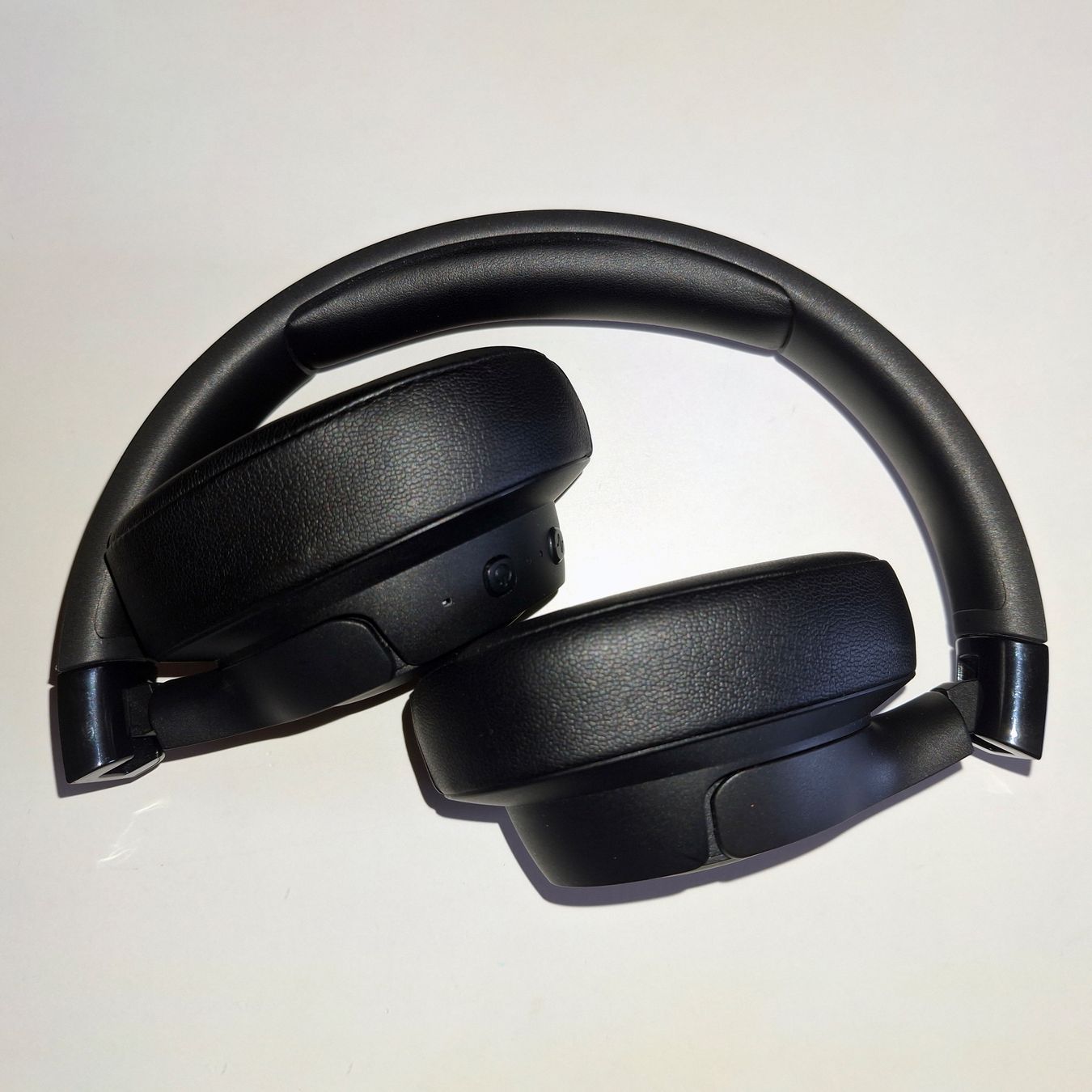 JBL Cuffie: JBL TUNE 760NC Over-Ear Kopfhörer Schwarz – Usato da Remetschwil venduto da Aristophanes 8