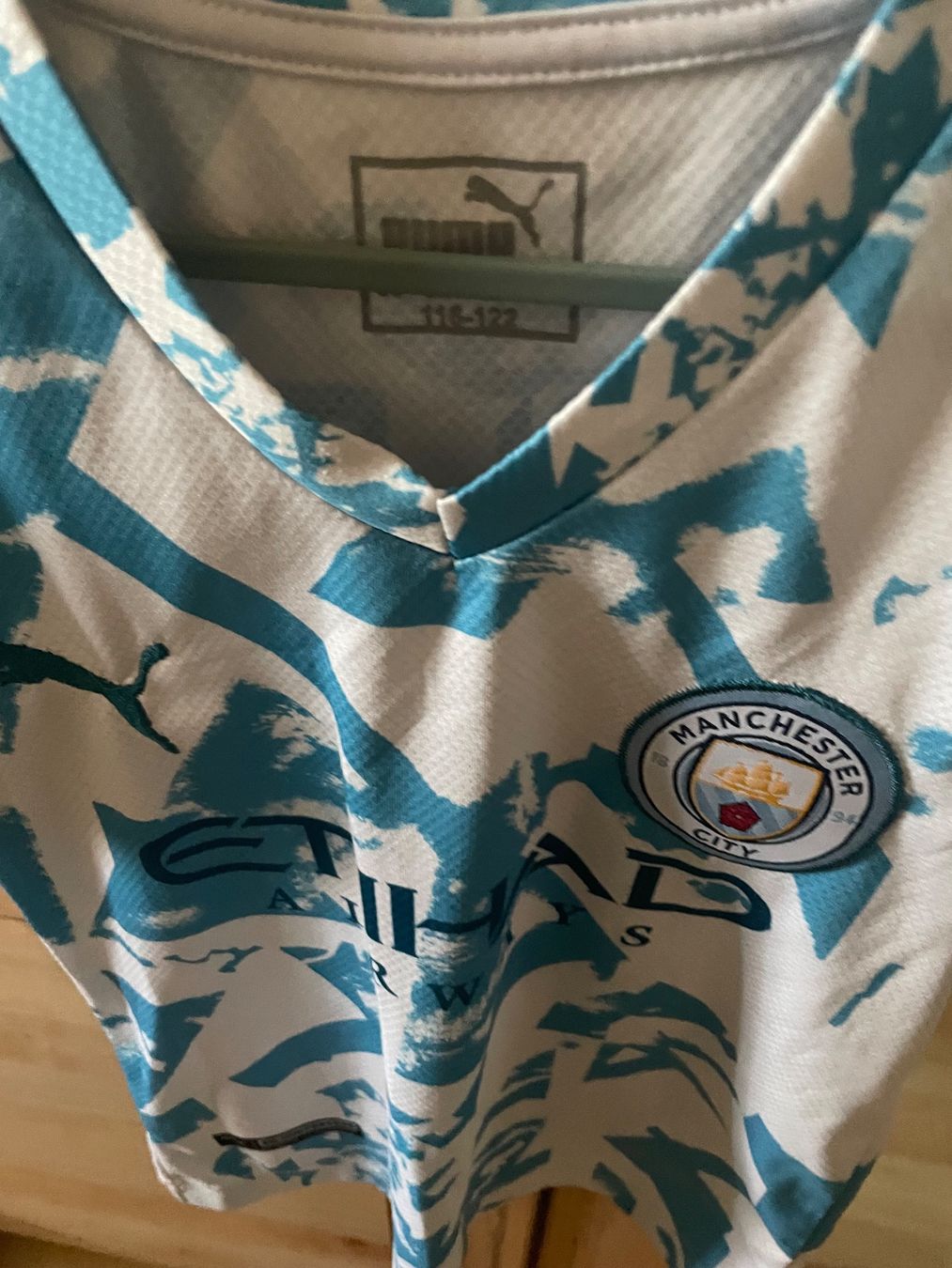 Trainer, Turnhosen & -trikots: Haaland Trikot oberteil puma – Gebraucht aus Niederlenz von JasminaK01