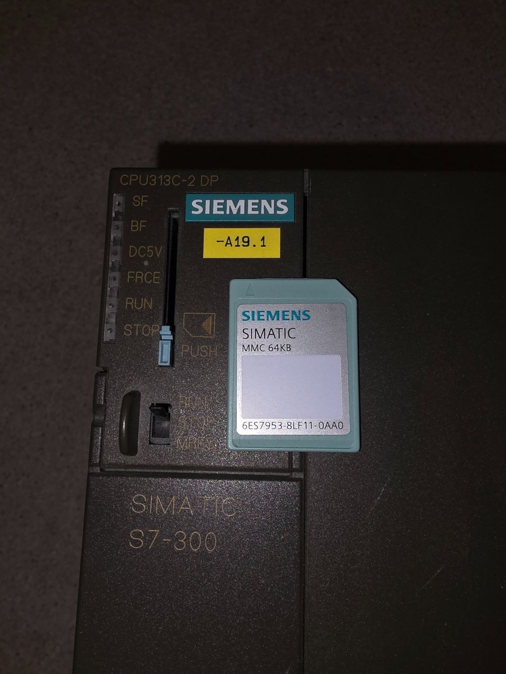 Siemens Componenti elettronici: Siemens SIMATIC S7-300 SPS - CPU 313C-2 DP + DI/DO Module – Usato da Gelterkinden venduto da patriks4 3