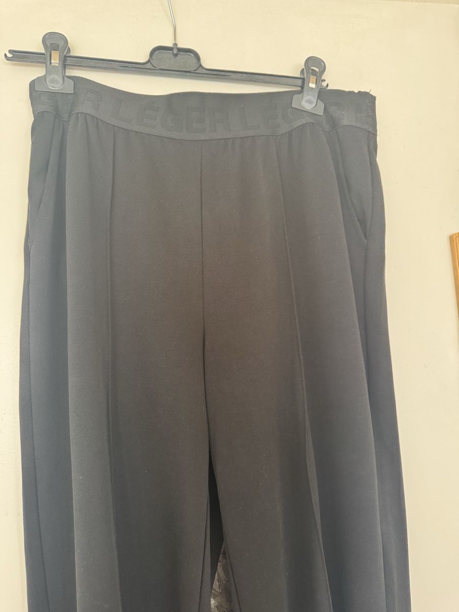 Pantaloni: Pantalon noir Amisu taille L - – Nuovo (secondo la descrizione) da Martigny venduto da ber_tdz7 2