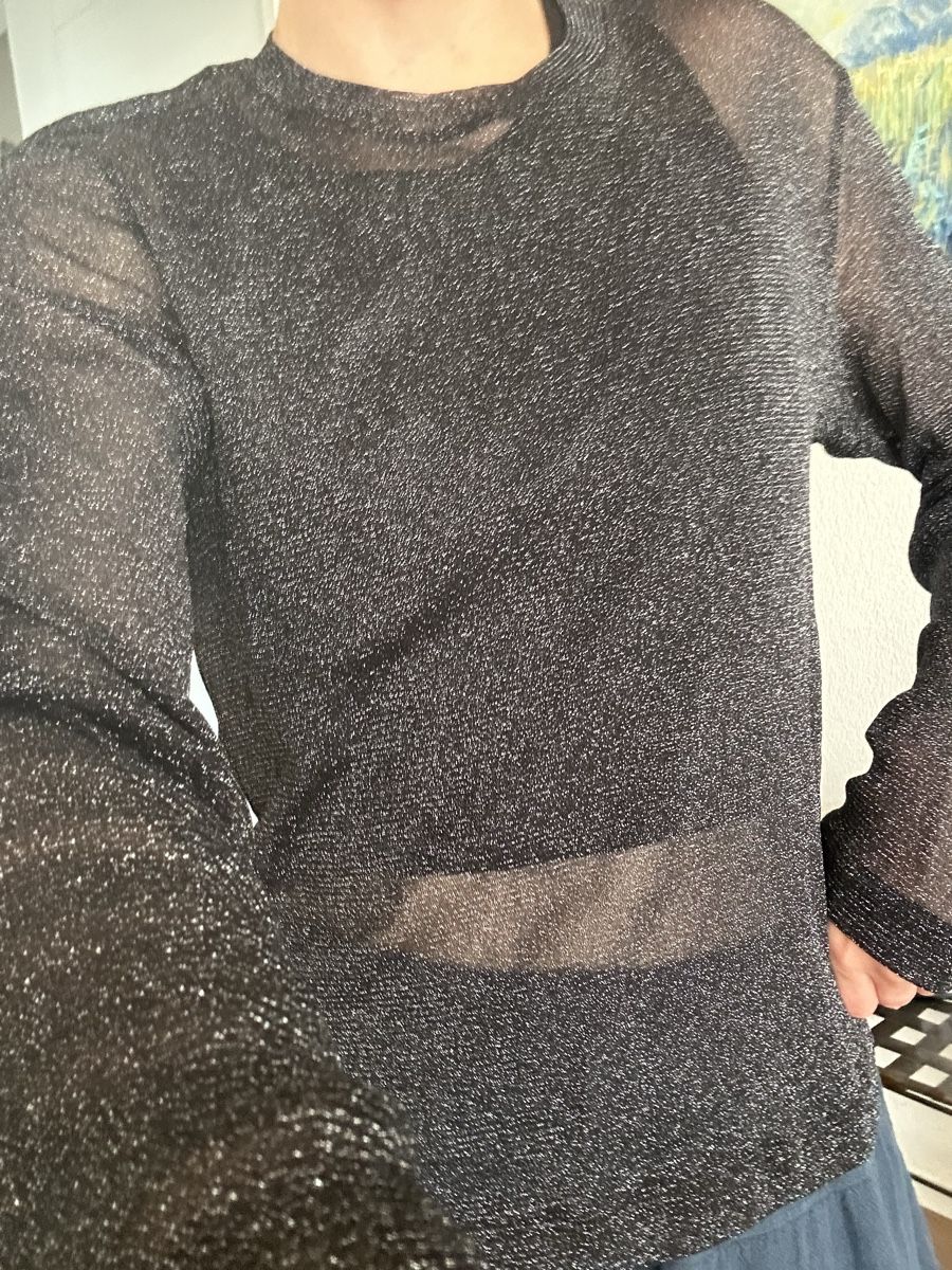 Tops: Schwarzes Glitzer Mesh Longsleeve – Gebraucht aus Bern von marleyy77