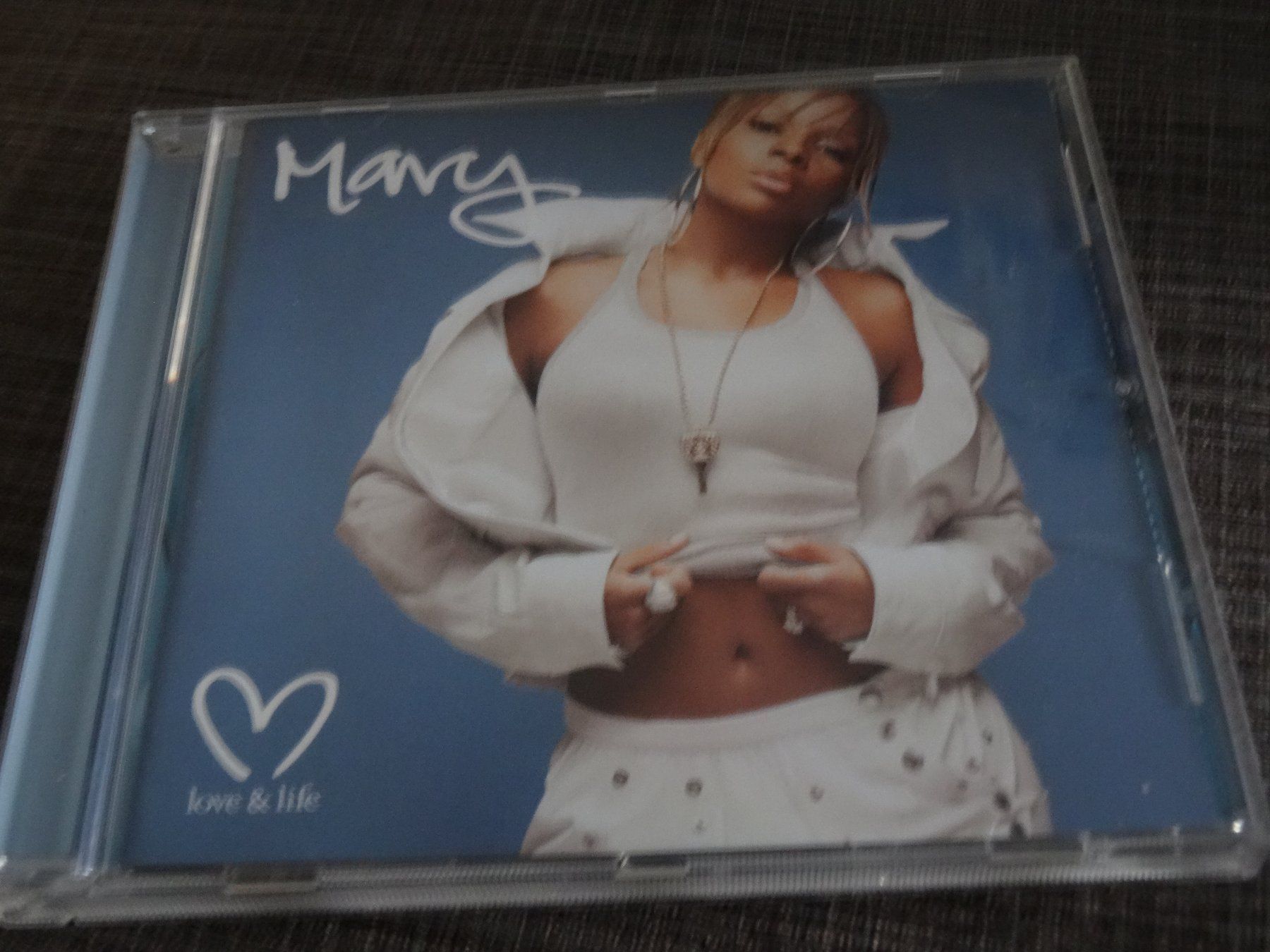 CD: Mary J Blige - Love & Life CD – Usato da Olten venduto da Disc-Ausverkauf