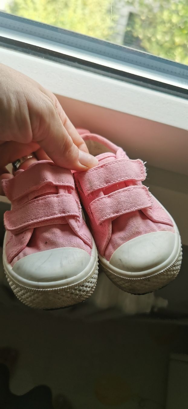 Scarpe per ragazze: Schuhe Gr 22 – Usato da Winterthur venduto da Katyakaterina