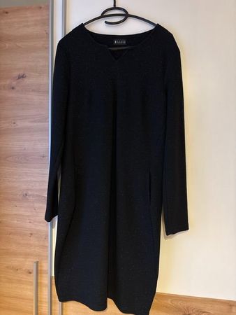 Schwarzes Strickkleid mit glitzer, Grösse 38
