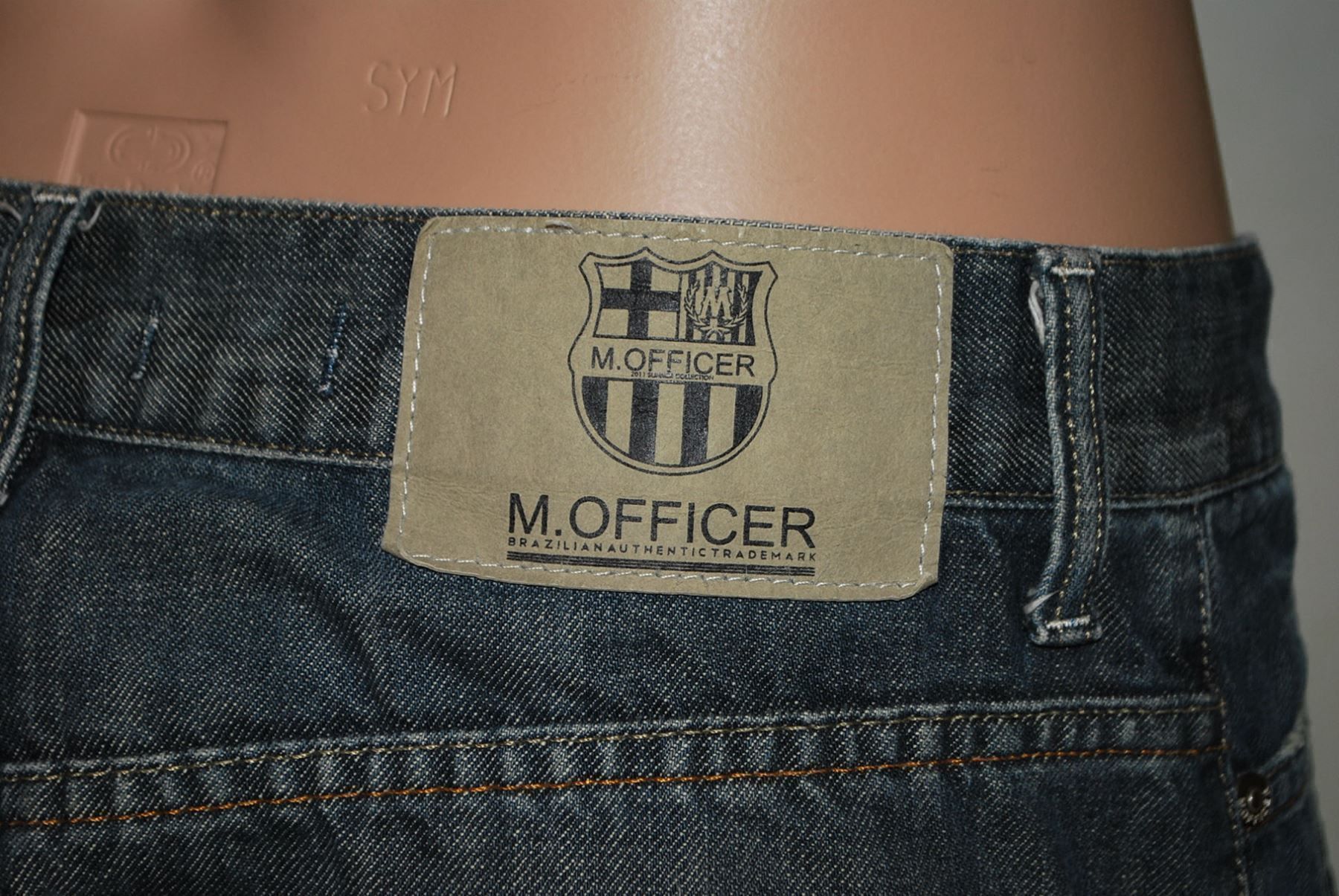 Jeans: Jeans M. OFFICER "Hype"    Taille/Grosse 40 – D'occasion à Cossonay-ville par Super-Price-Quality 8