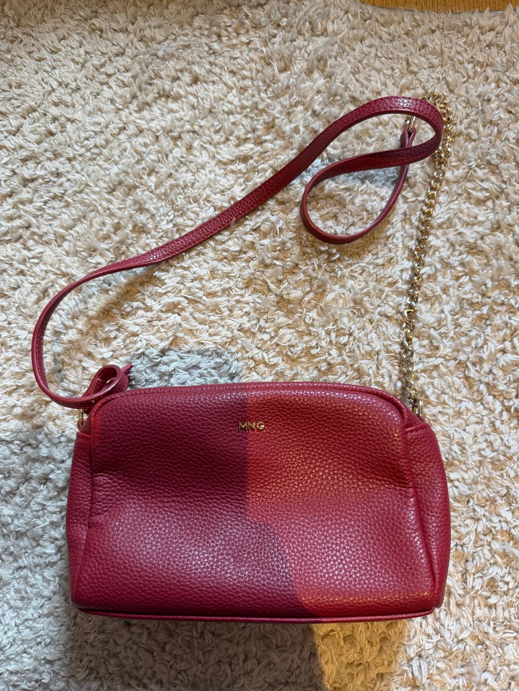 Sacs femmes: Mango perfect condition small clutch – D'occasion à Pully par vik_2mrb