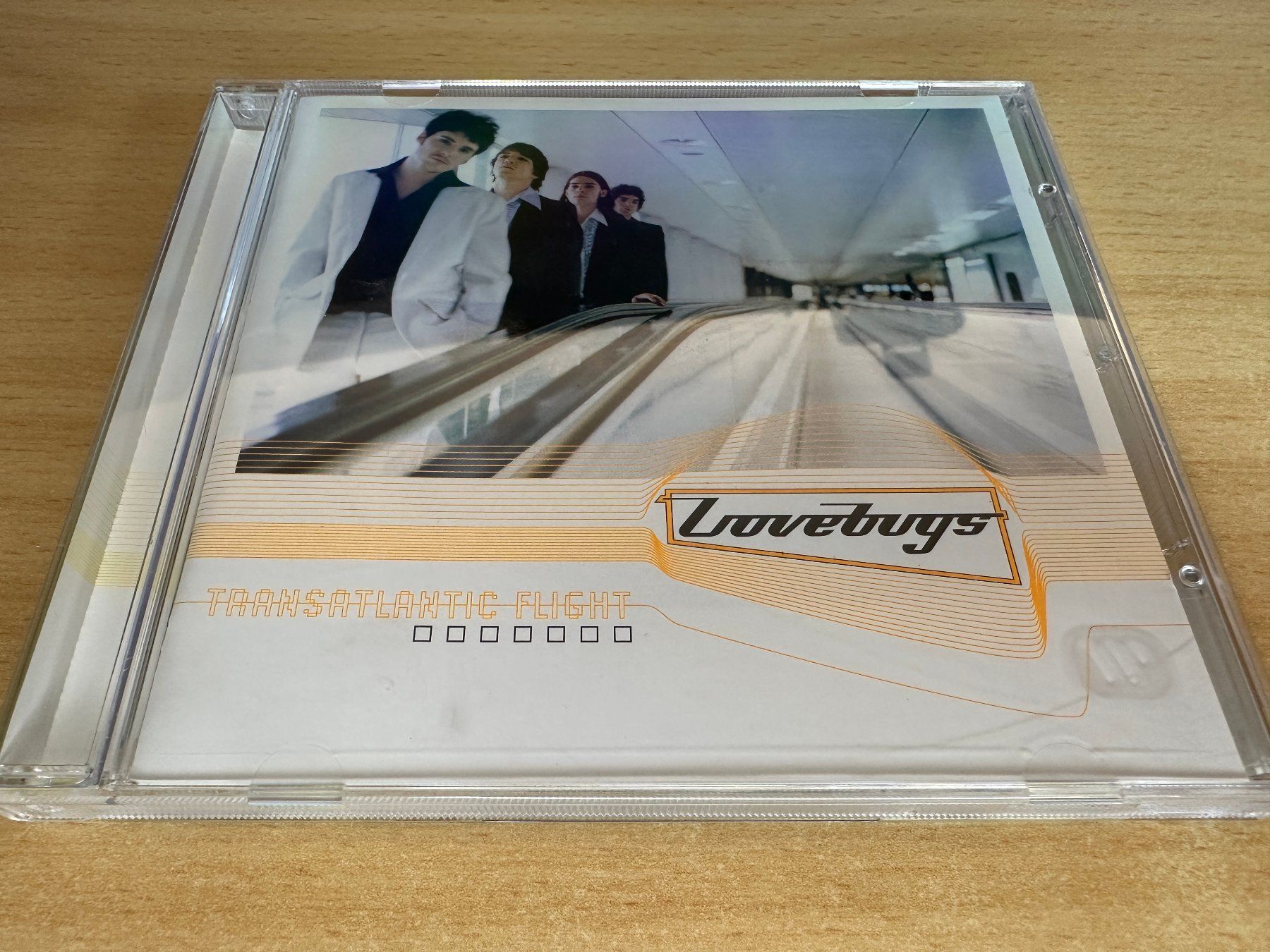 CD: Lovebugs – Transatlantic Flight – Usato da Rikon im Tösstal venduto da Alpenmutz