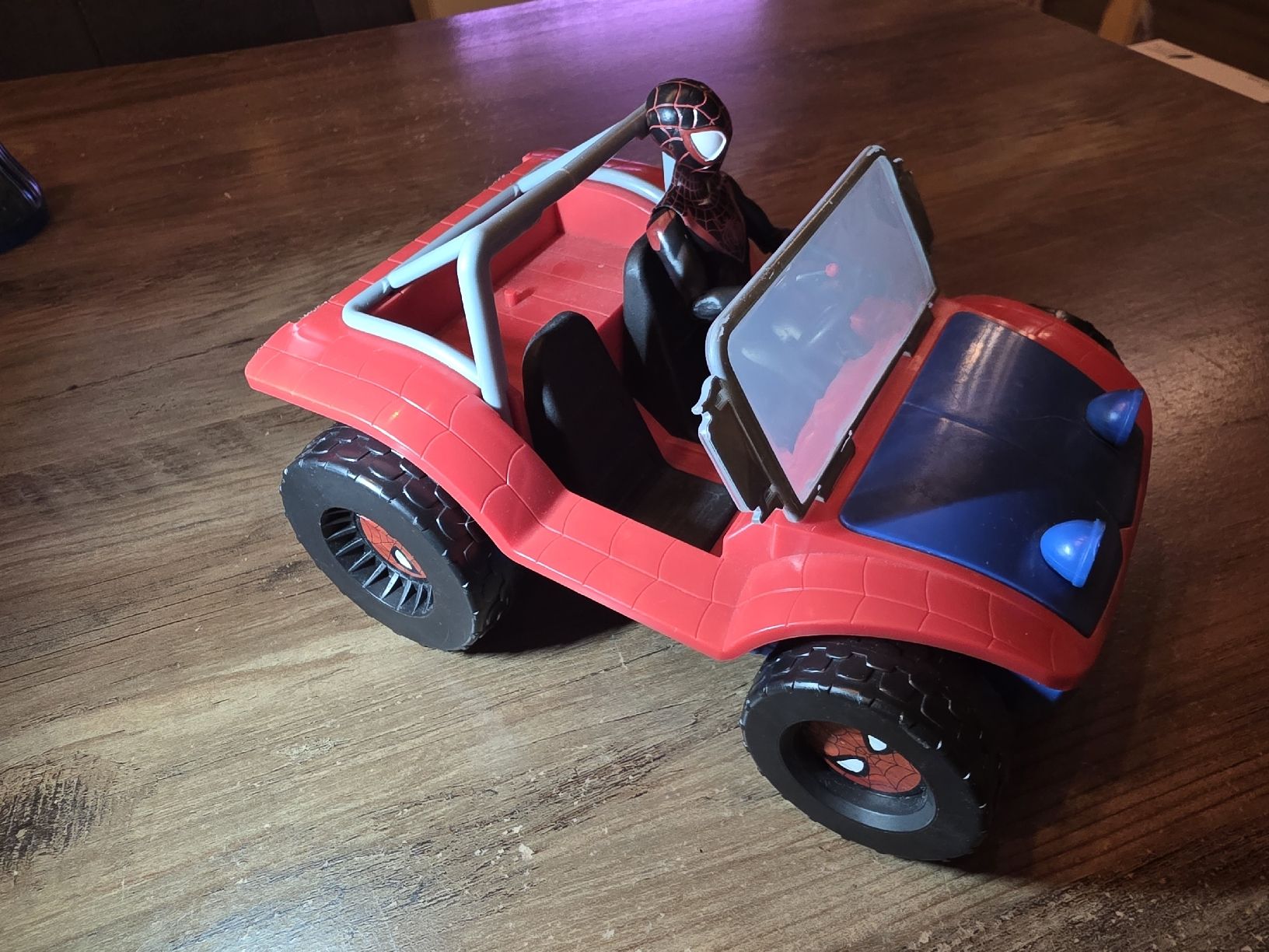 Marvel Giocattoli: Hasbro Marvel Spider-Man Spider-Mobil – Usato da Grossaffoltern venduto da kaefer14 1