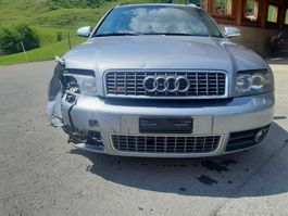 Audi S4 Avant Quattro Unfallfahrzeug