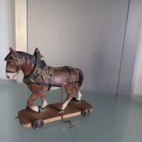 Antikes Pferd auf Rädern, Dekoration, Rarität!