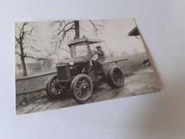 SCHWIIZER CHIND DAZUMAL - PUUREBUEB uf TRAKTOR OLDTIMER