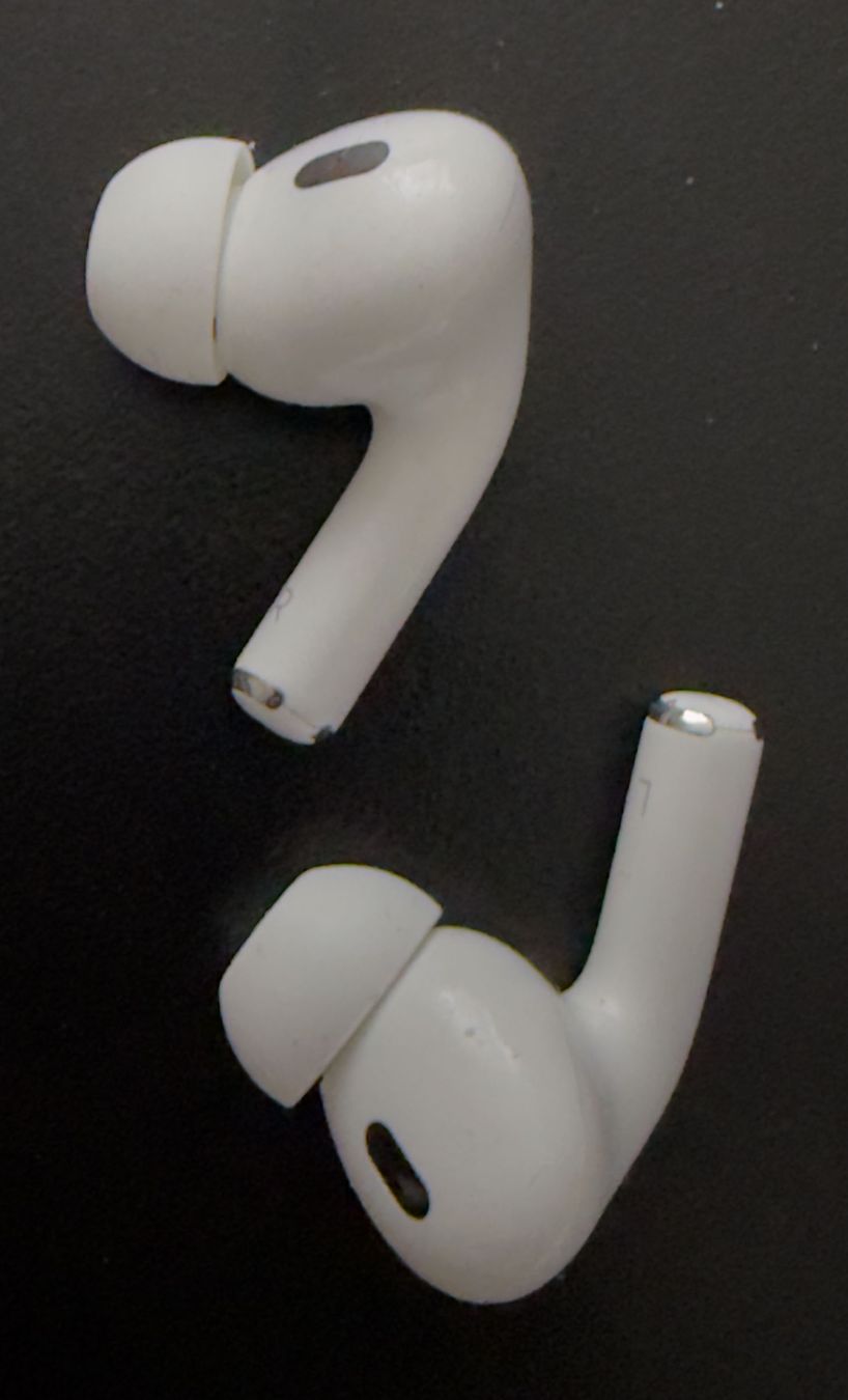 Apple Cuffie: Apple AirPods Pro (2nd generation) – Usato da Ebikon venduto da Stefan000 3