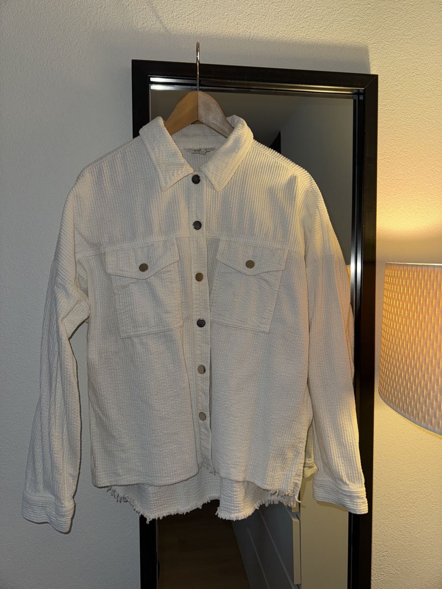 Hemden: White Corduroy Overshirt Jacket – Neu (gemäss Beschreibung) aus Zürich von VittoDS