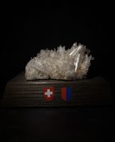 Bergkristallgruppe auf Sockel 💎