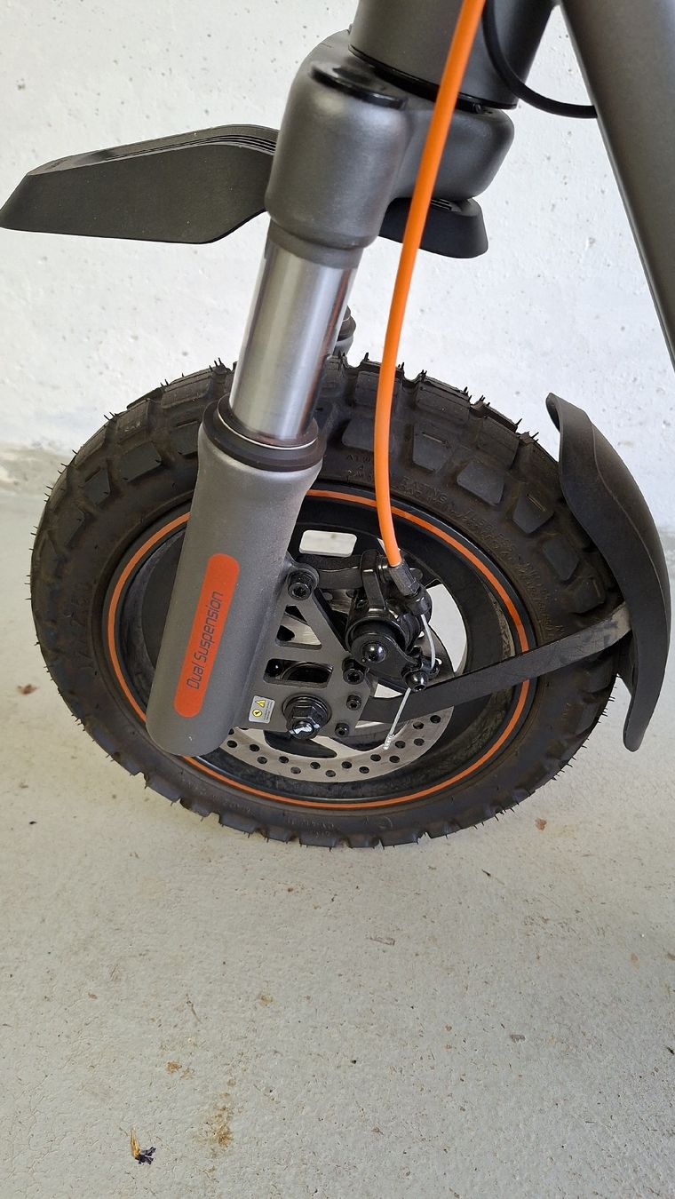 Xiaomi Kickboard: Xiaomi E-Scooter 6 Pro CH Version – D'occasion à Ballwil par Patrick218 3
