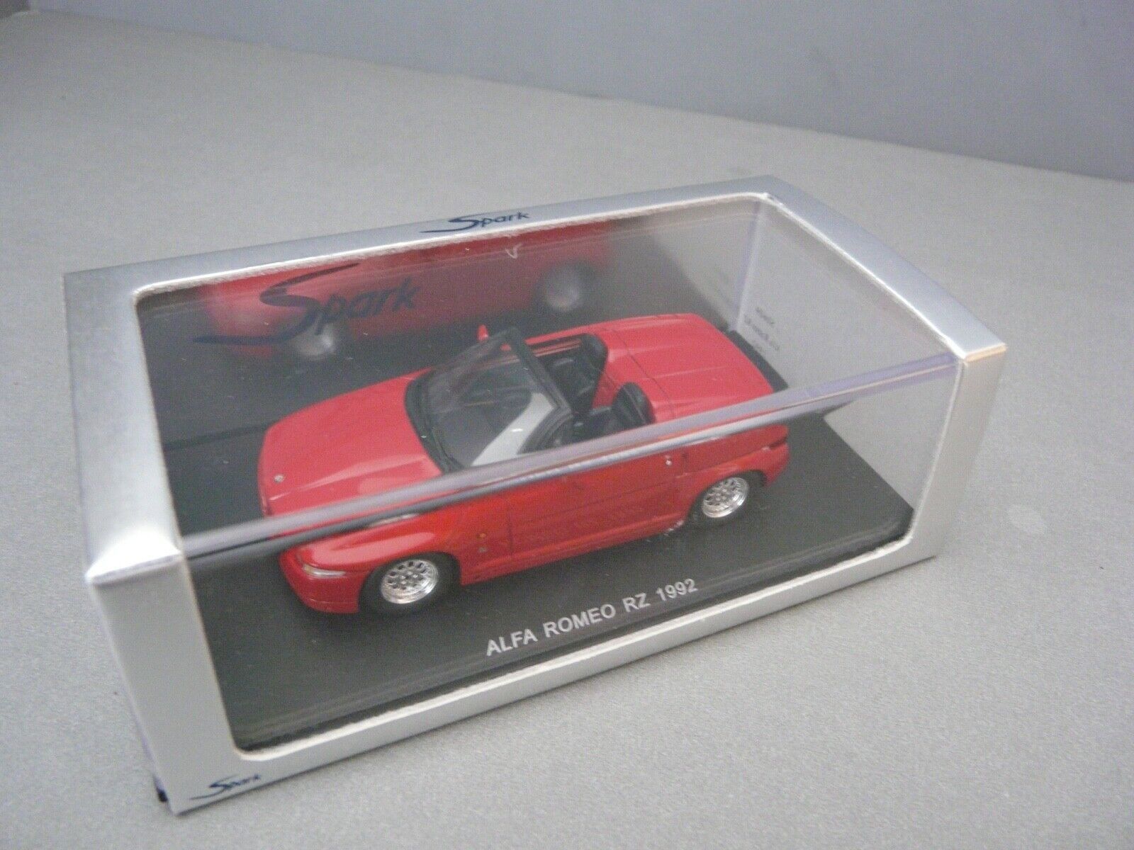 Alfa Romeo Modellini d'auto: Alfa Romeo RZ (1992) – Nuovo e nell'imballaggio originale da Flawil venduto da Imperiosud 8