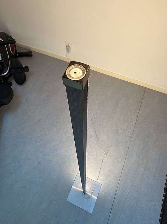 Lampen: LED-Stehlampe – Gebraucht aus Muttenz von chr_sn22 3