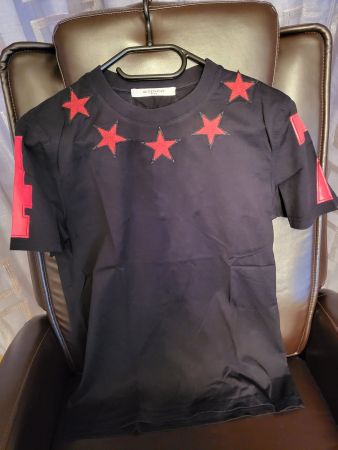 Givenchy T-shirt