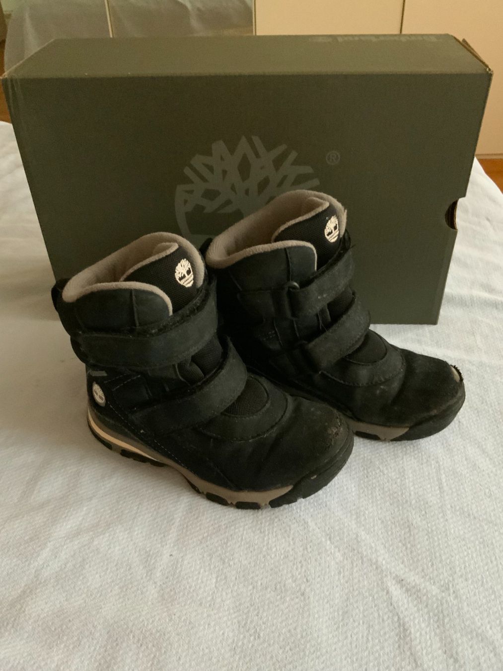 Timberland Schuhe für Jungen: Timberland Winterstiefel Grösse 29 – Gebraucht aus Hombrechtikon von Uptowns