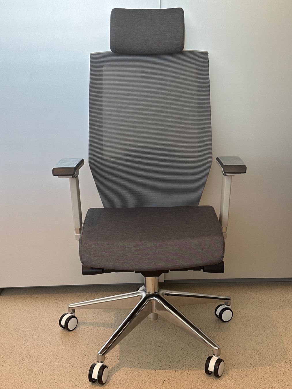 Sedie: Ergonomischer Bürostuhl FlexiSpot BS10, Grau, mit Kopfstütz – Usato da Zürich venduto da sim_tzr9