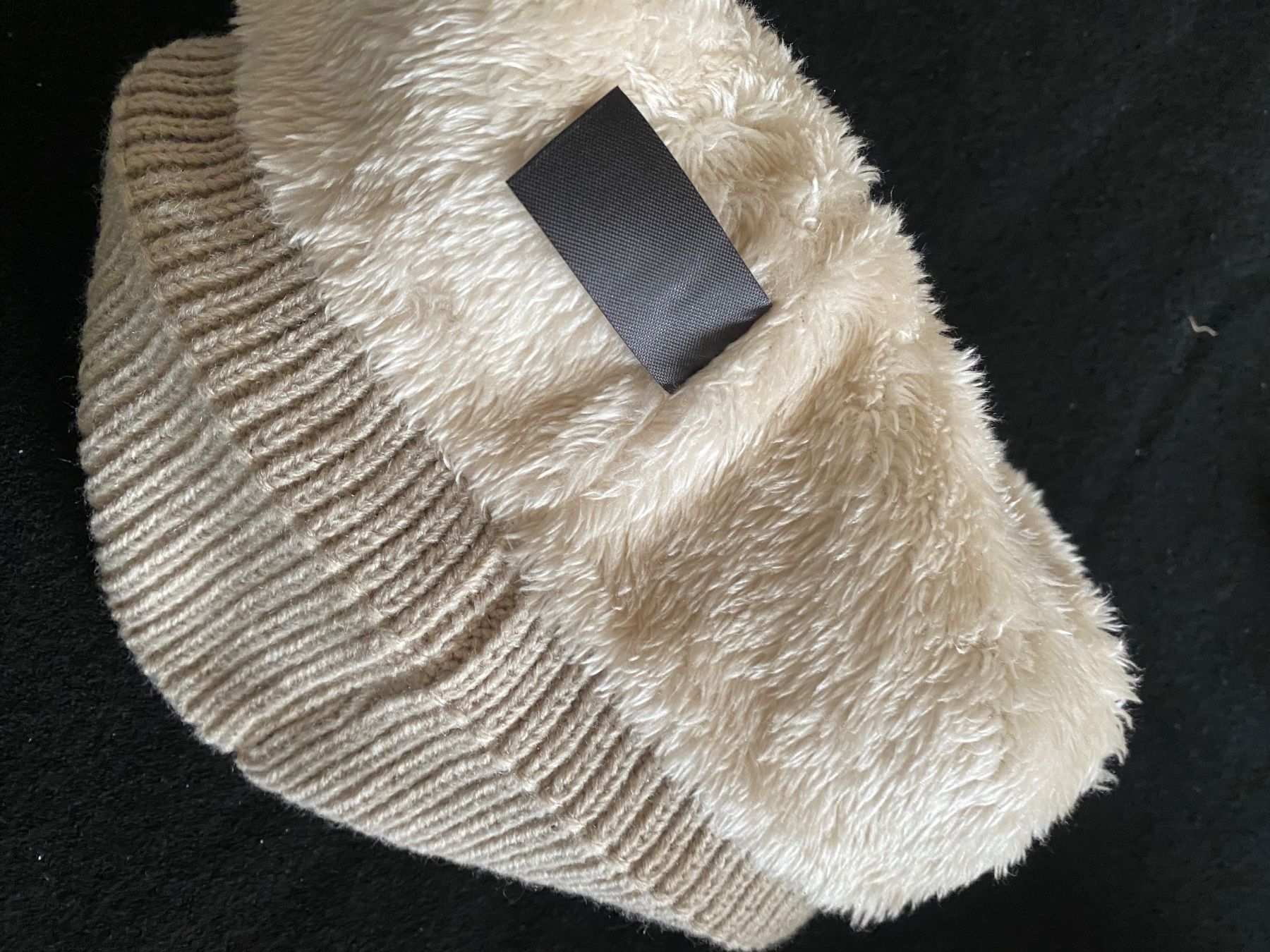 Hüte, Mützen & Caps: Chicoree Damen-Mütze   beige – Gebraucht aus Allenwinden von Obalu 1