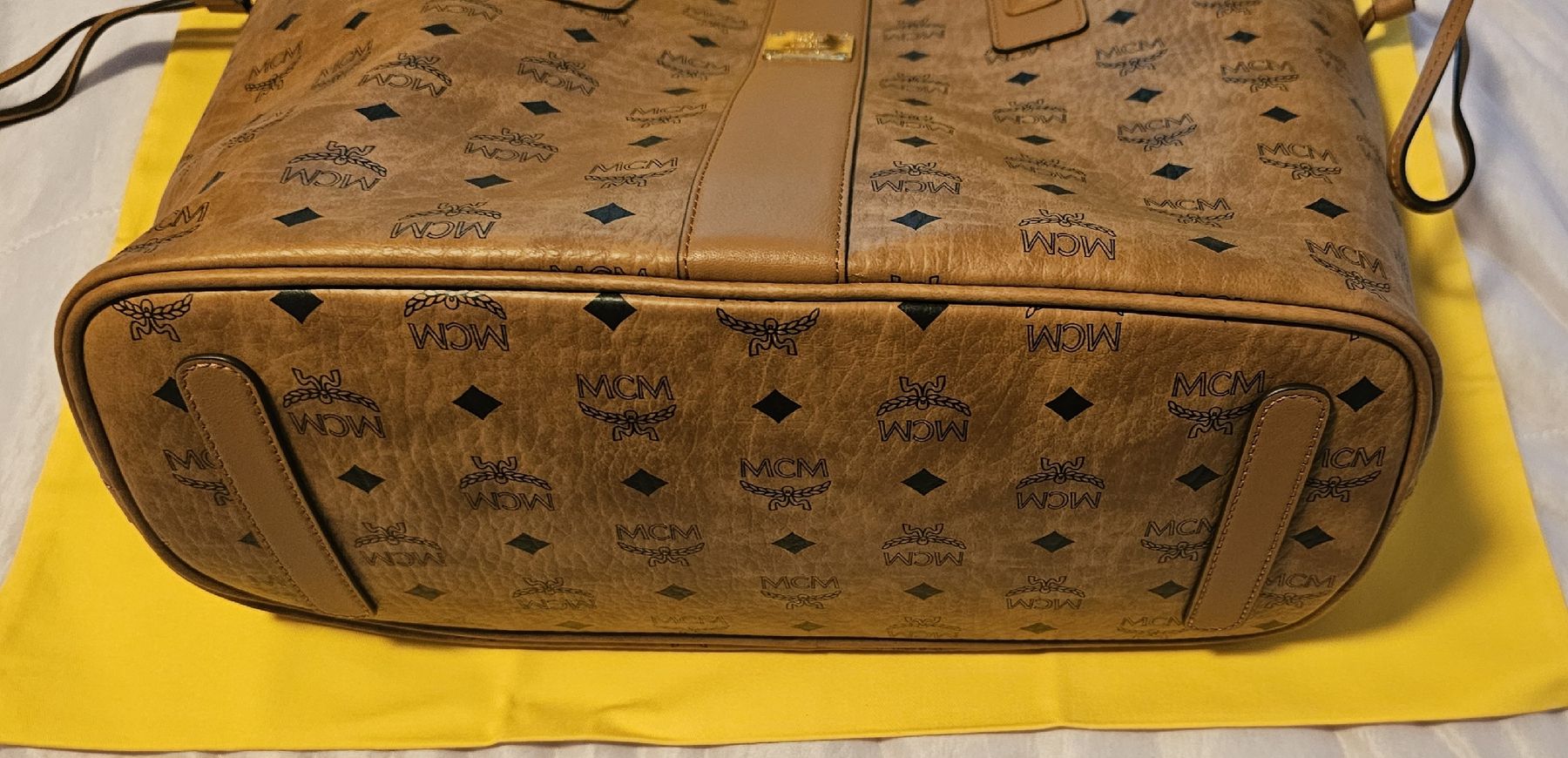Mcm Borse da donna: MCM Shopper Tasche cognac mit Pochette neu – Nuovo (secondo la descrizione) da Weite venduto da jes_57jk 1