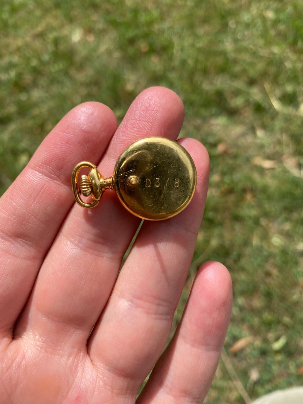 Orologi: Le Pin's aly "Broschenuhr", Vintage – Usato da Zürich venduto da DawaChi 2