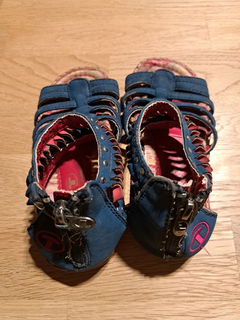Tom Tailor Scarpe per ragazze: Sandalen Gr. 28 Tom Tailor – Usato da Bergdietikon venduto da Staphylococcus 1