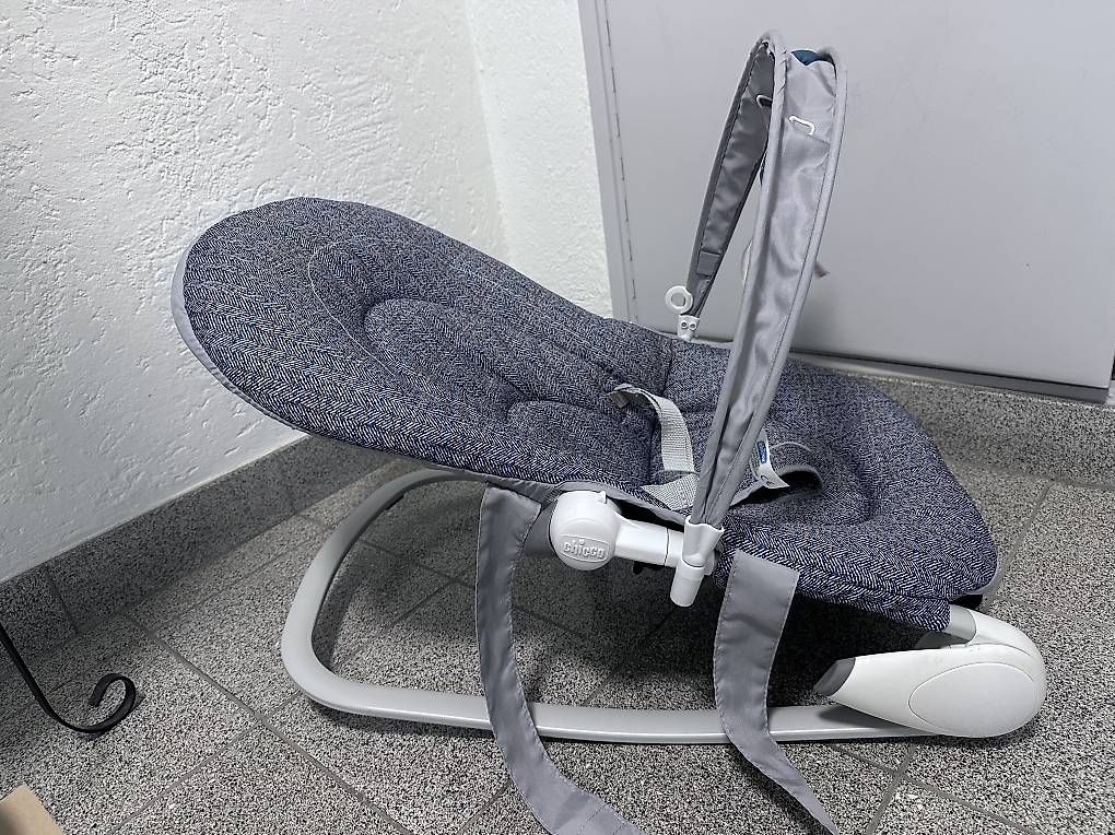 Wippen & Schaukeln: Chicco Baby Wippe, Schaukel – Gebraucht aus Kilchberg ZH von lolena 1