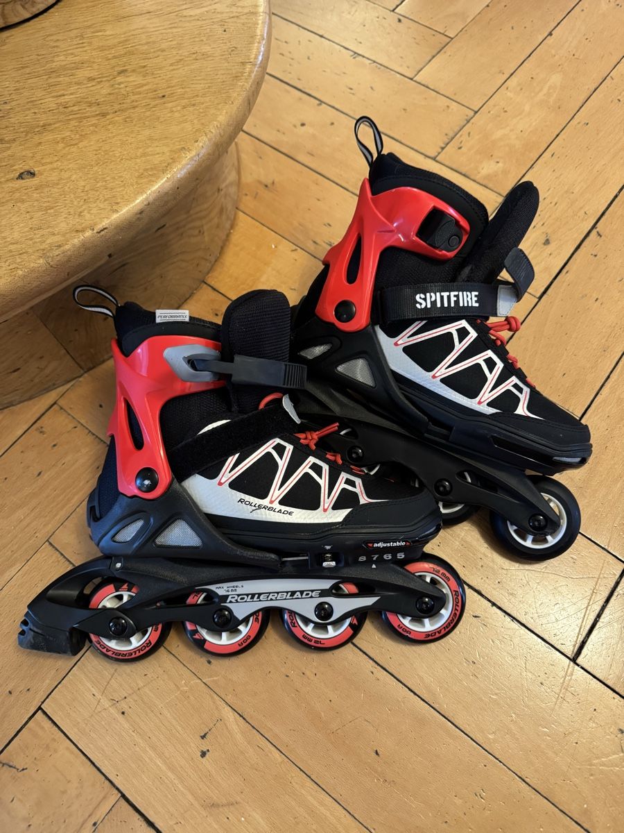Pattini in linea & Pattini a rotelle: Inline Skates Rollerblade Spitfire used adjustable – Usato da Zürich venduto da Glam08 2