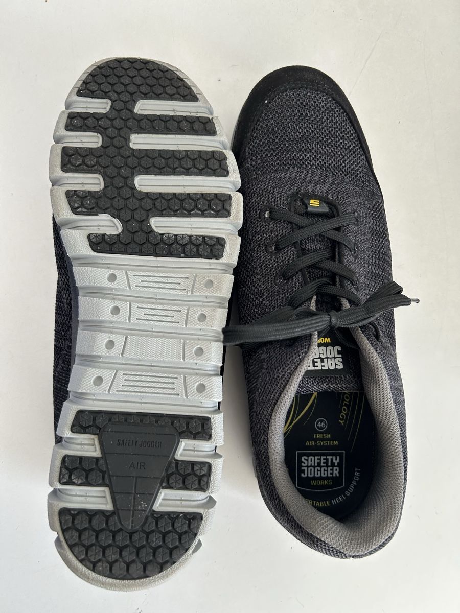 Scarpe da uomo: Stahlkappenschuhe, Gr. 46 – Nuovo (secondo la descrizione) da Rechthalten venduto da and_vjy2 1