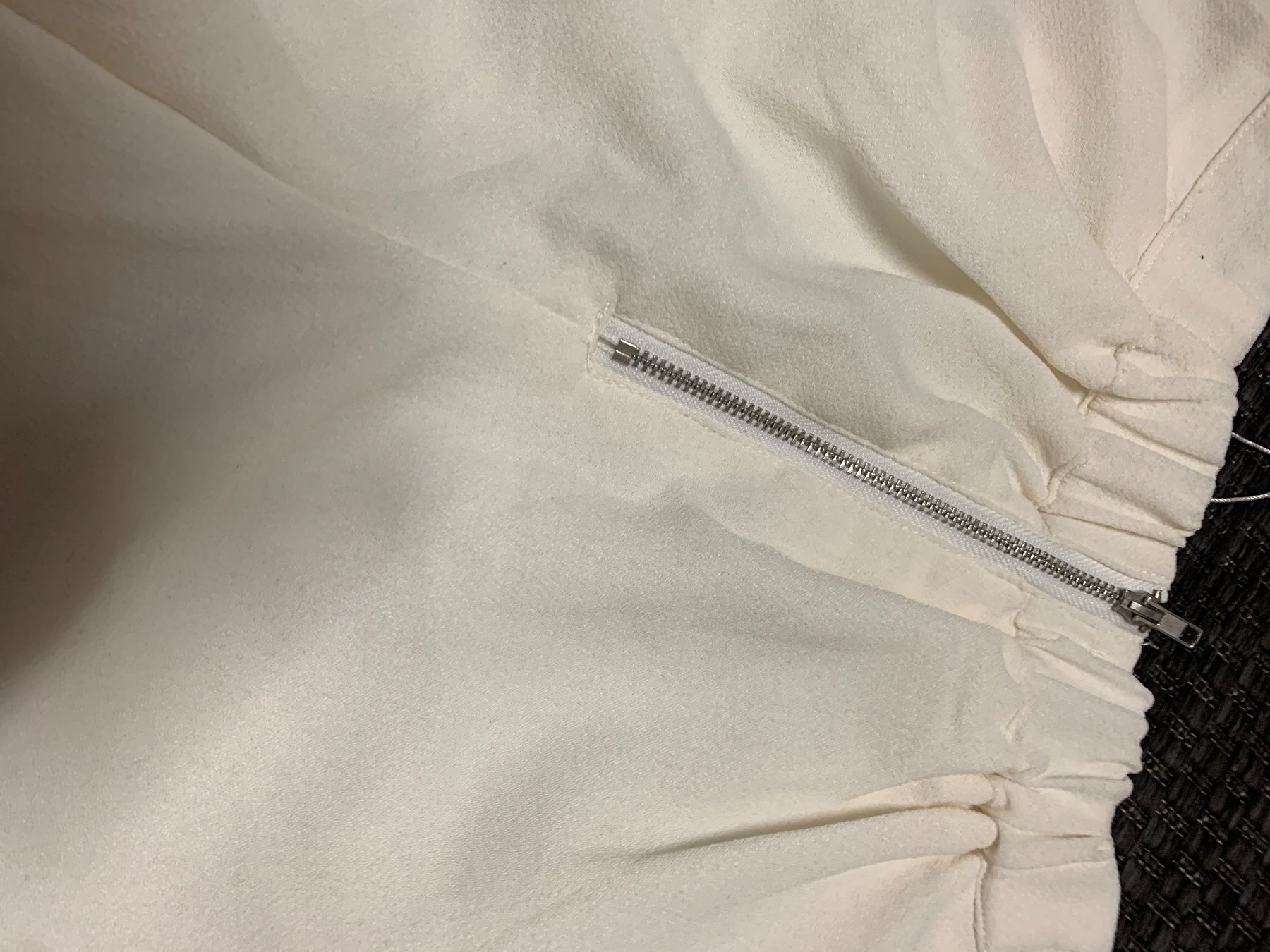 Pantaloni: Amisu eleg kurze Hose gr 40 – Usato da Bad Zurzach venduto da Cuore34 2