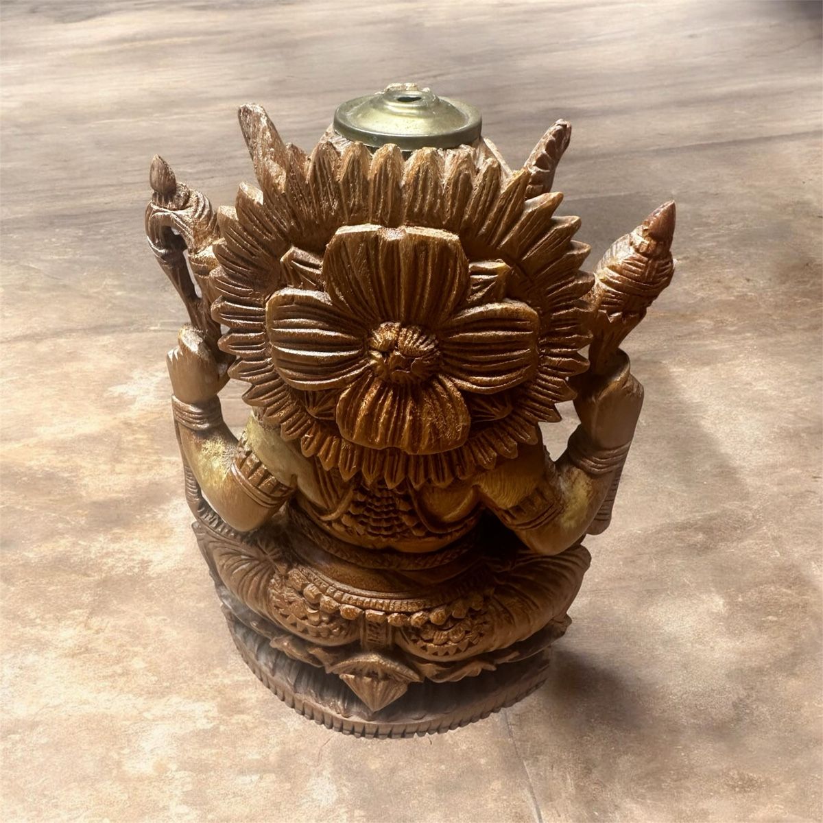 Sculture & Statue: Handgeschnitzte Ganesha-Figur aus Holz – Usato da Nebikon venduto da Vanessa2003 3