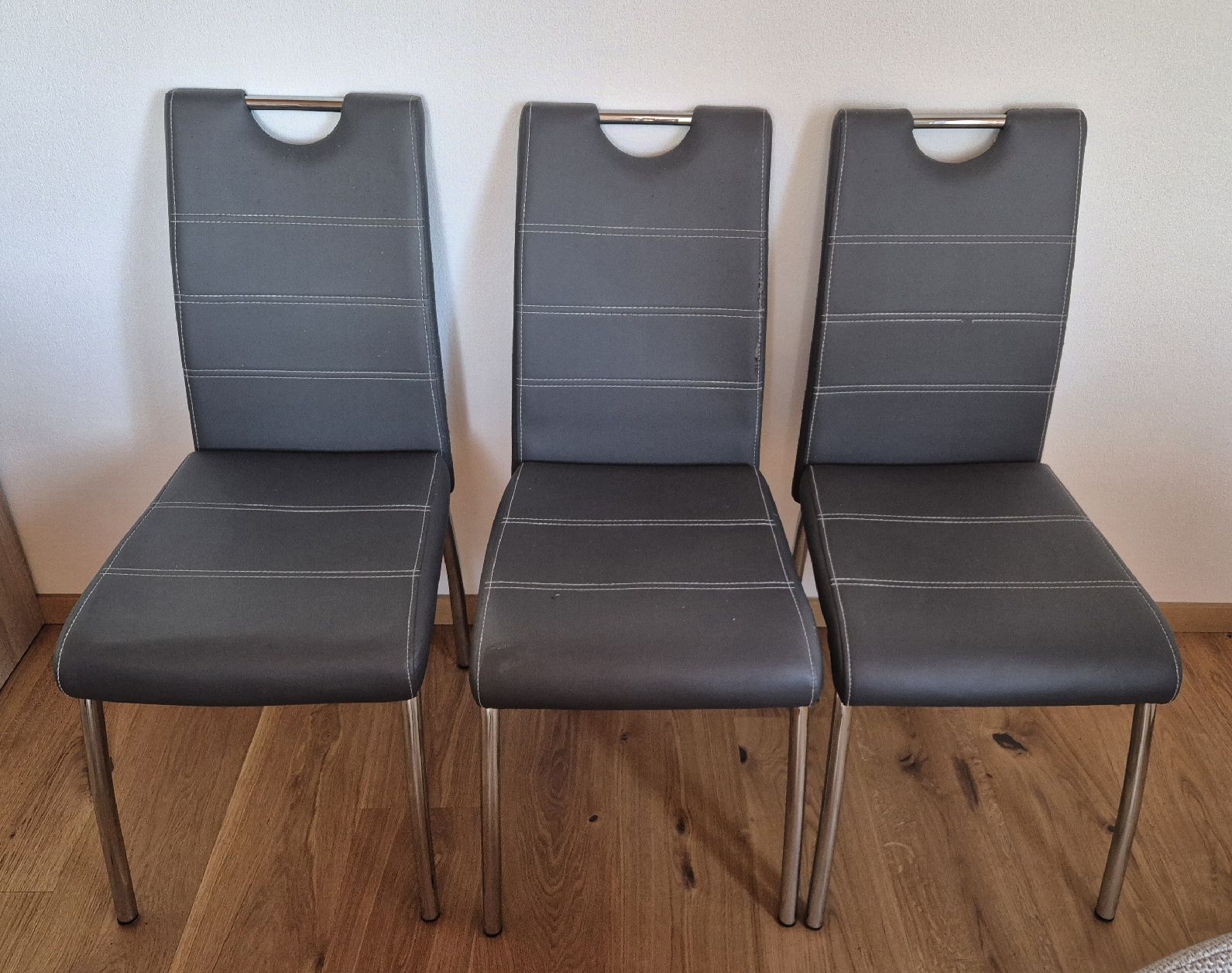 Sedie: 3 Graue Lederstühle Esszimmer – Usato da Gams venduto da tischi97