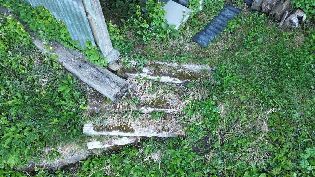 Articoli in legno: Eisenbahnschwellen gratis – Usato da Gersau venduto da schweizertradition 2