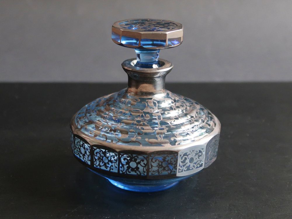Antiker Parfum Flakon, blaues Glas, Silberauflage (Gebraucht) in Luzern ...