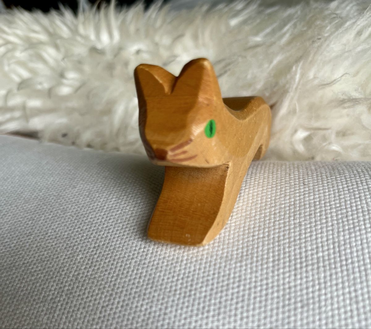 Ostheimer Giocattoli: Katze, Ostheimer, aus Holz, handgeschnitzt – Usato da St. Gallen venduto da reg_f8h8 2
