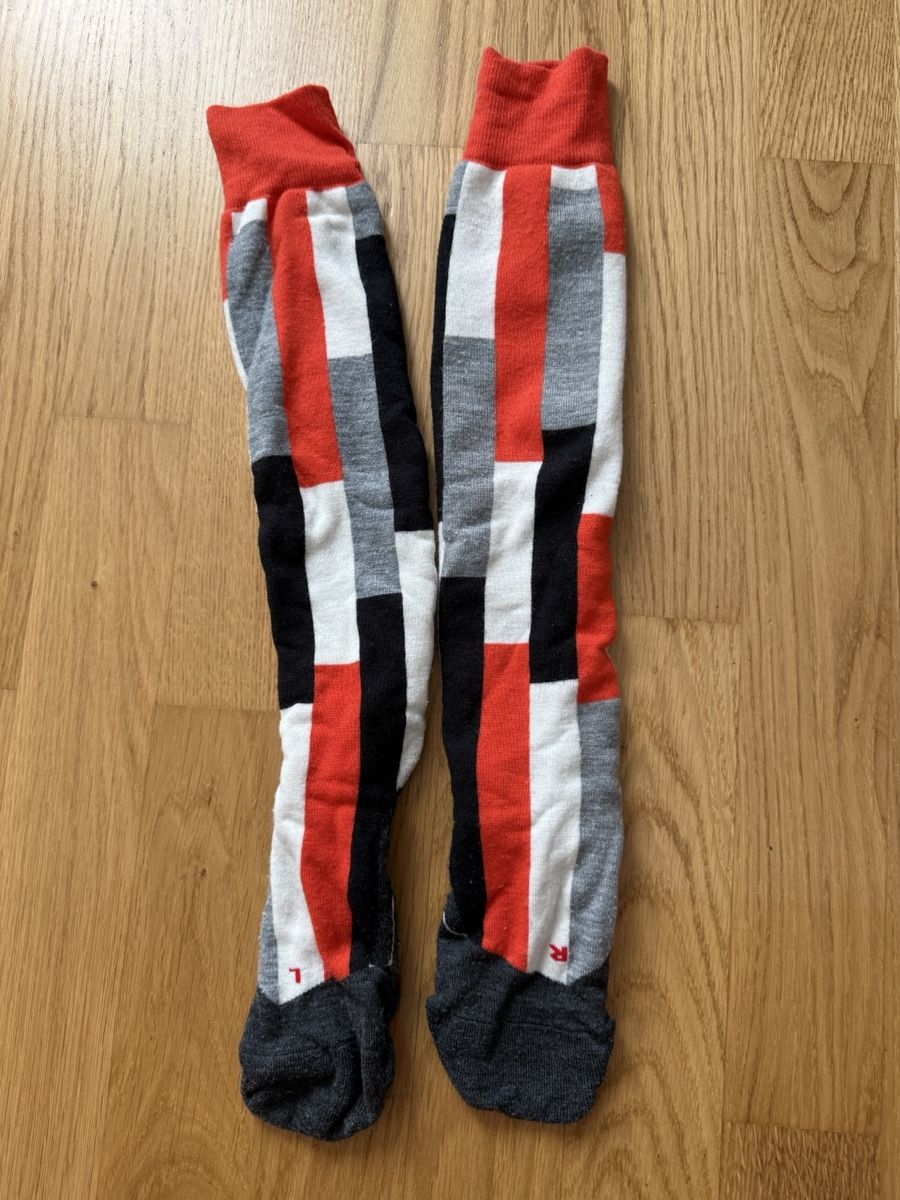 Falke Socken: Falke Skisocken Gr. 39-40 – Gebraucht aus Zürich von Lenath22