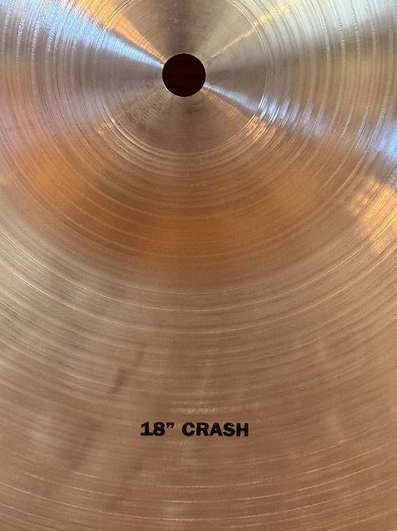 Zildjian Strumenti musicali: Zildjian 18" K Constantinople Crash – Usato da Balgach venduto da Kraxlifant 3