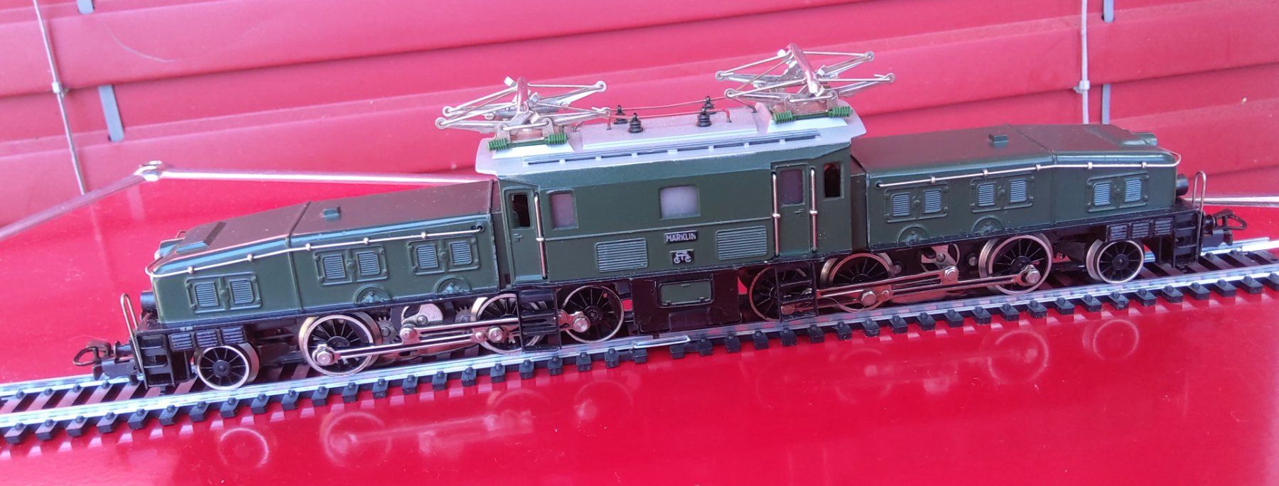 Märklin Modellini di ferrovie: Märklin Krokodil 3015 (Gratis Versand) – Difettoso da Safnern venduto da Leila2 2