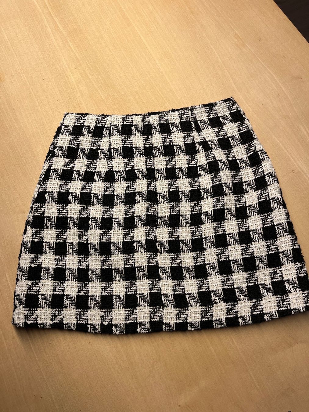 H&M Gonne: H & M Jupe, Grösse 36 – Usato da Bonstetten venduto da Savannah7 1
