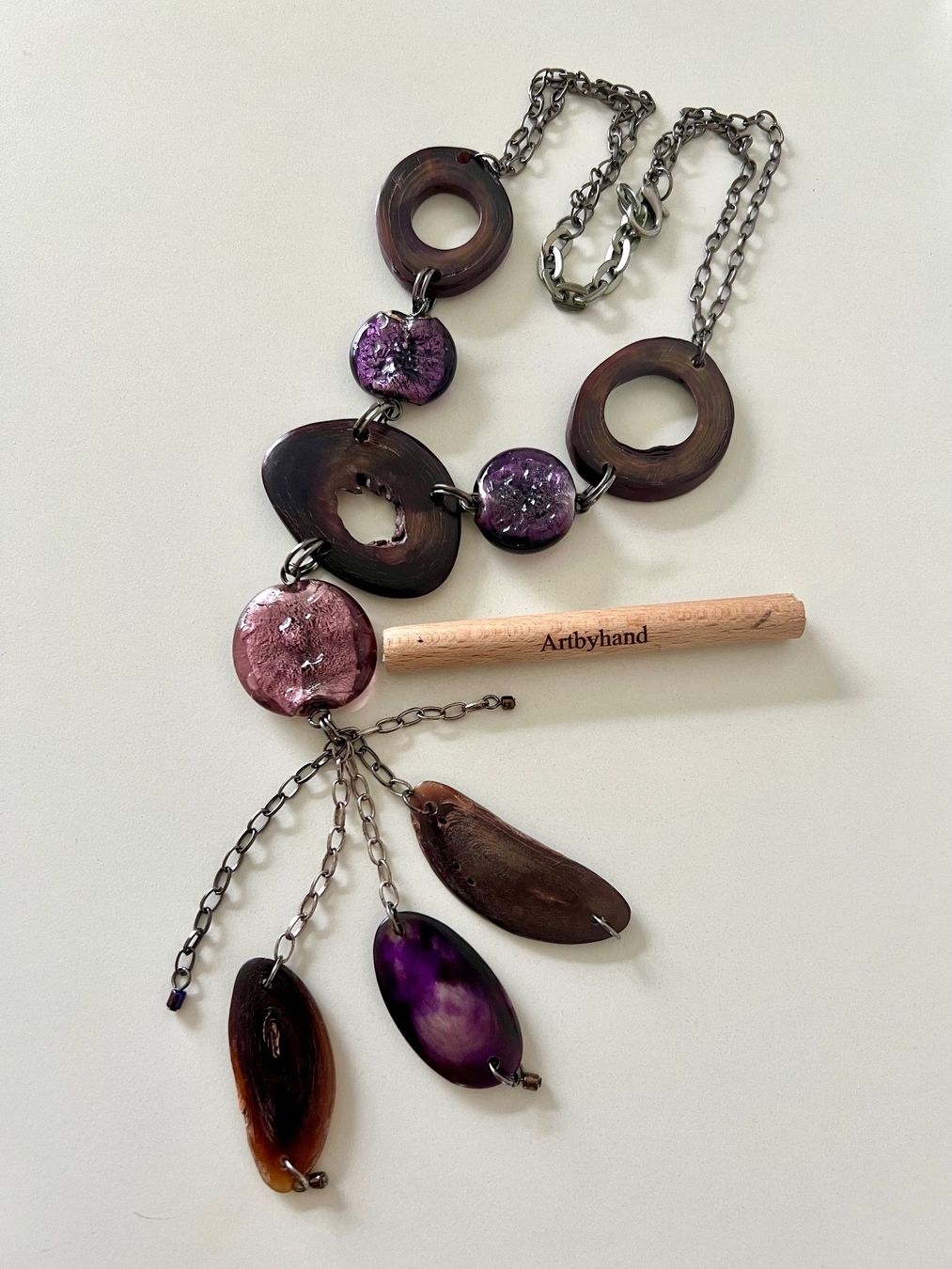 Catenine: TOLLE STATEMENT KETTE MIT LANGER QUASTE – Usato da Ruswil venduto da artbyhand 4