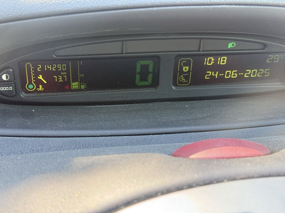 Citroën Automobili: Citroen Picasso 1.6i – Usato da Udligenswil venduto da Sch2s 7