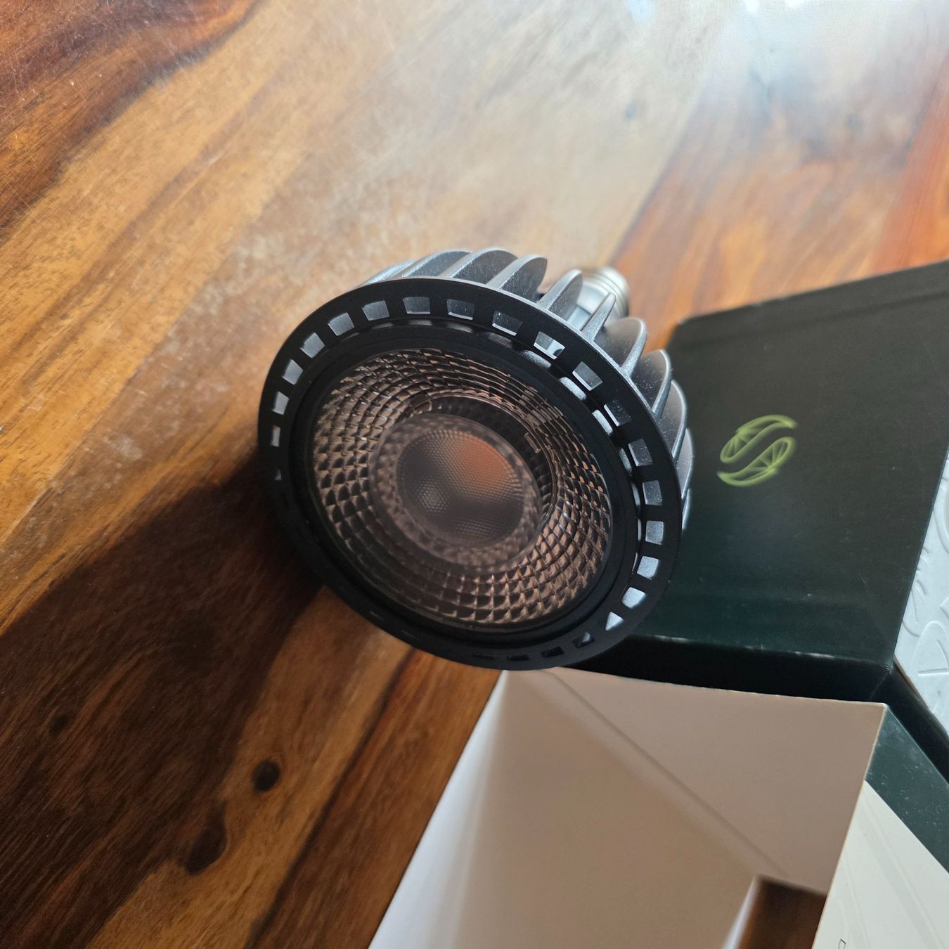 Lampes: Pflanzenlampe 'Soltech' (Schwarz) – Neuf (Voir description) à Mettau par eli_k78v 4