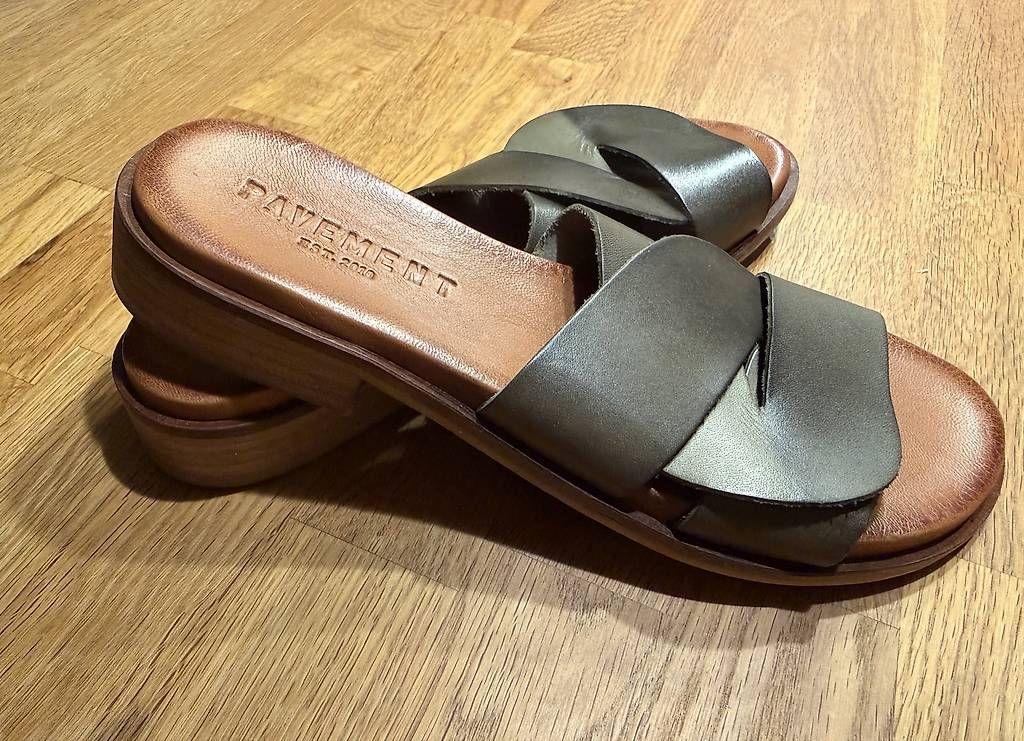 Scarpe da donna: Pavement Riley Pantoletten – Usato da Hagendorn venduto da Najomi 2