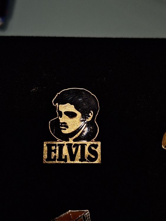 Pin Elvis Presley (Gebraucht) in Wanzwil für CHF 1.5 – mit Lieferung ...